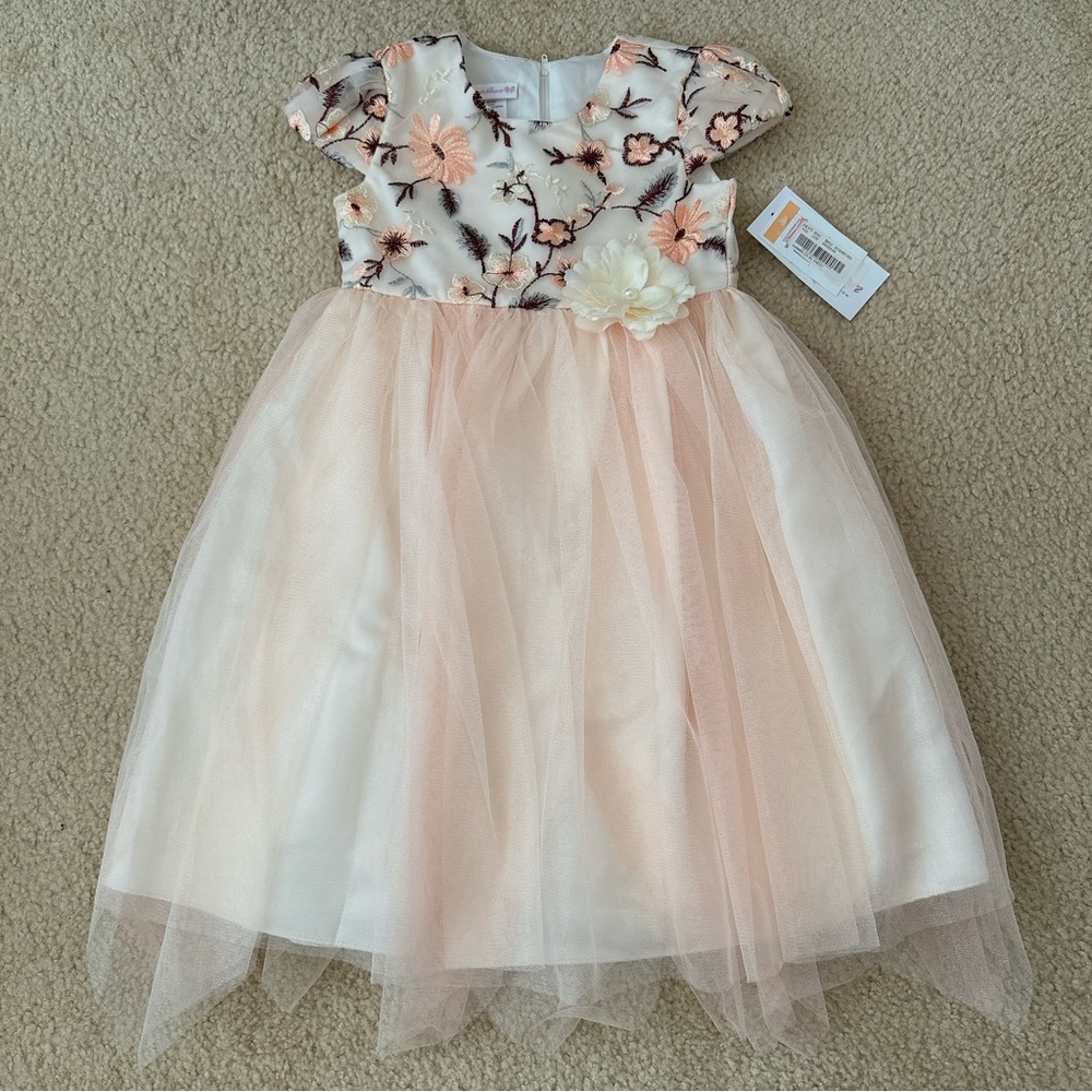 Girl dress